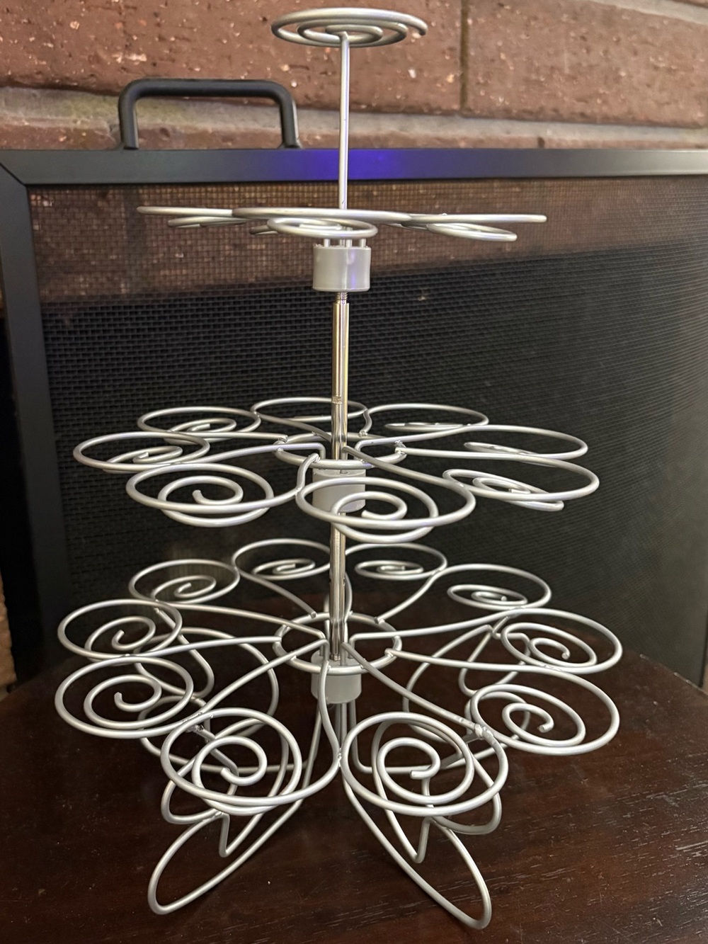 Wilton Multi-Tier Cupcake Stand for 24 Cupcakes
